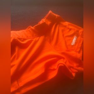 Classic Orange Hooters Shorts XS 🦉